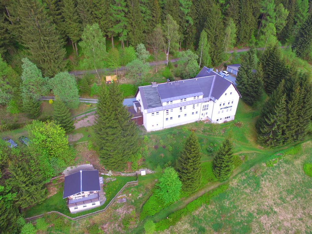 Greizer Kammhütte Gaststätte&Pension Klingenthal Exterior foto